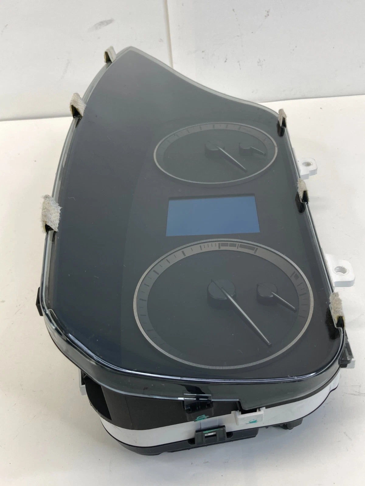 15 16 17 HYUNDAI SONATA AT INSTRUMENT CLUSTER GAUGE SPEEDOMETER 94001-C2000 OEM