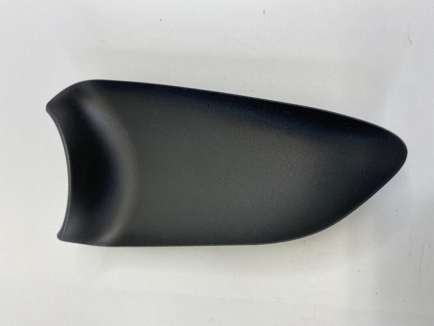 09-13 Toyota Matrix Front Right Inner Door Handle Bezel Cap Cover 69277-02120