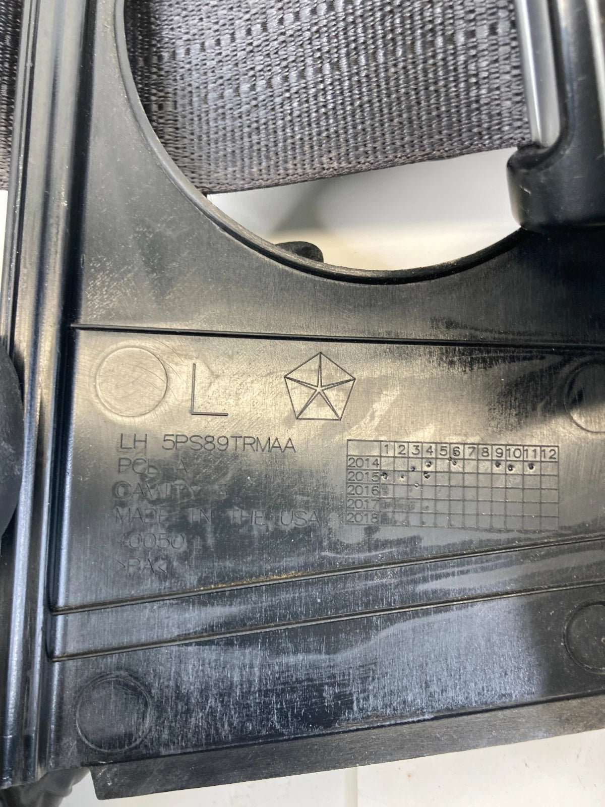 15-17 CHRYSLER 200 FRONT LEFT SIDE SEAT BELT RETRACTOR PRETENSIONER 68164339AB