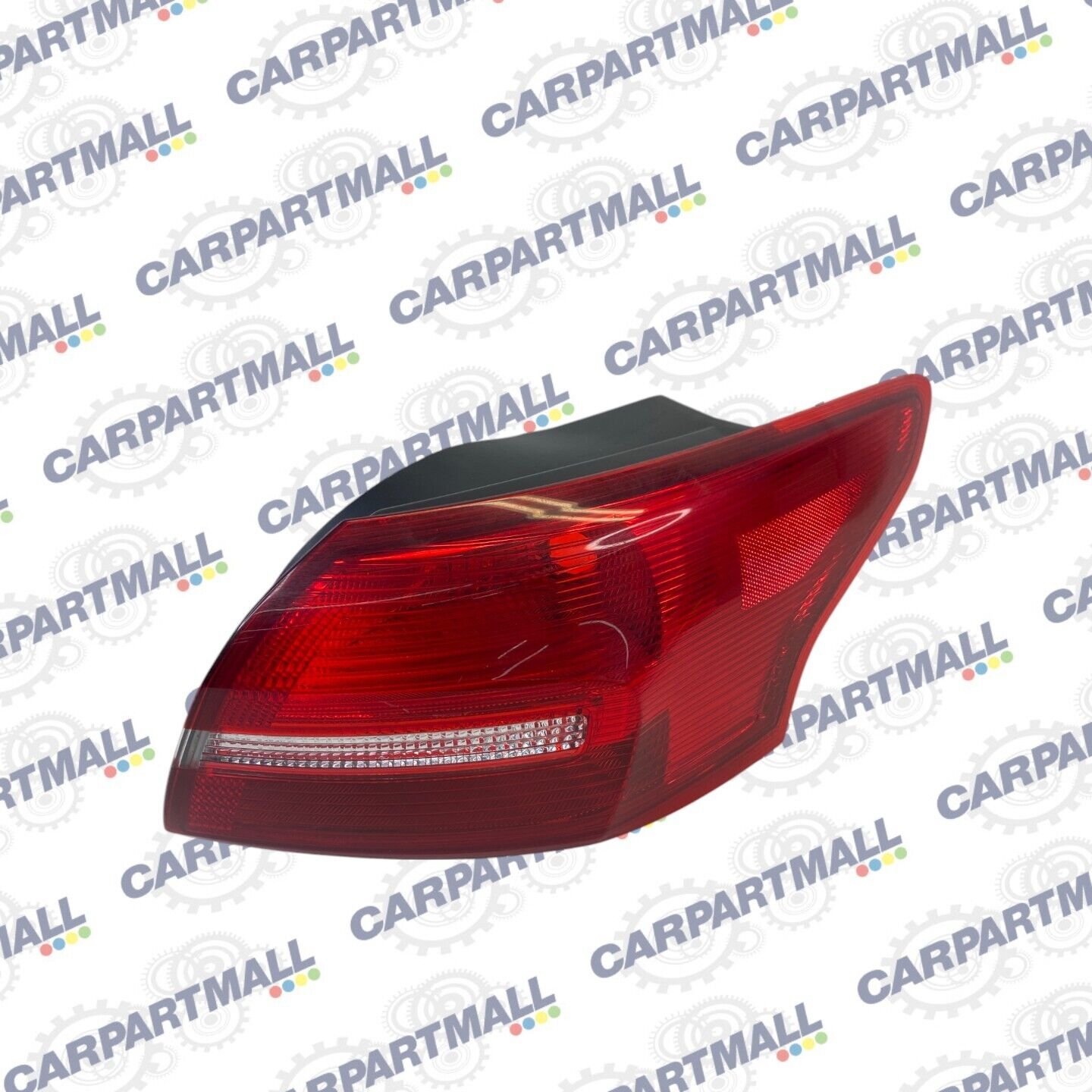 2015-2018 Ford Focus SEL Sedan 4-DR 2.0L Right Tail Light Taillight F1EB-13404