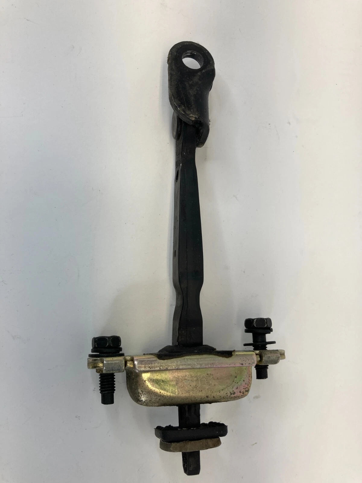 2004-2009 KIA SPECTRA FRONT RIGHT SIDE DOOR STOP STOPPER CHECK STRAP FR RH OEM