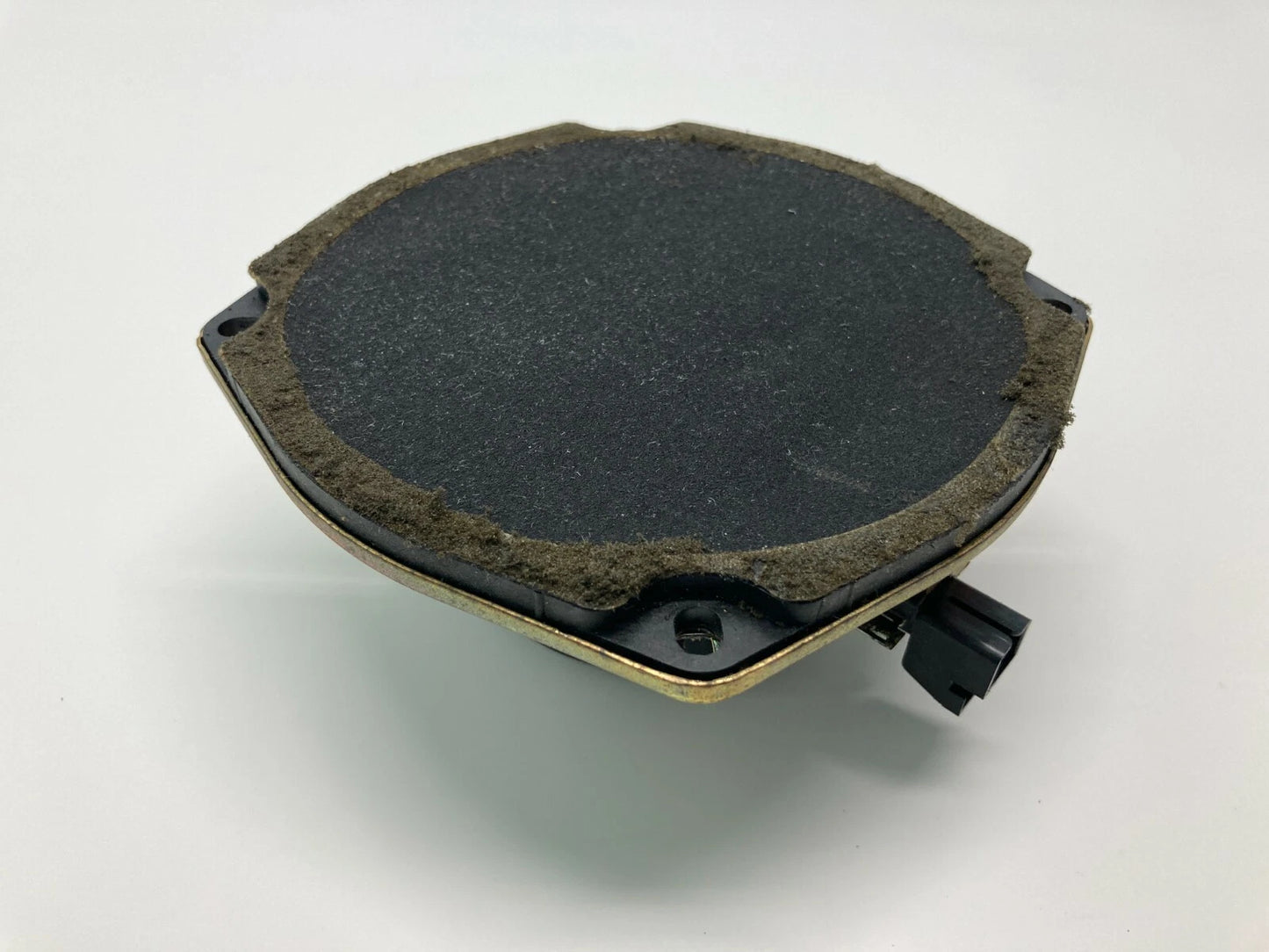 2000-2005 CADILLAC DEVILLE REAR LEFT SIDE DOOR SPEAKER 16246749 OEM