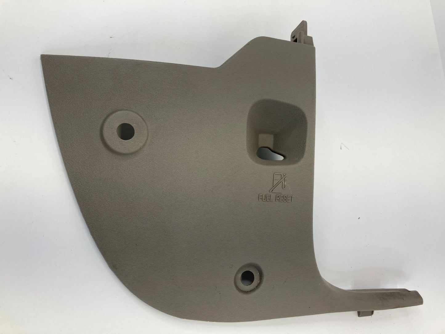 2008 FORD FOCUS SEDAN FRONT RIGHT SIDE LOWER COWL KICK TRIM COVER BEZEL OEM