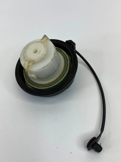 2004-2009 CHEVROLET AVEO 07-09 AVEO5 FUEL FILLER GAS LID COVER CAP OEM