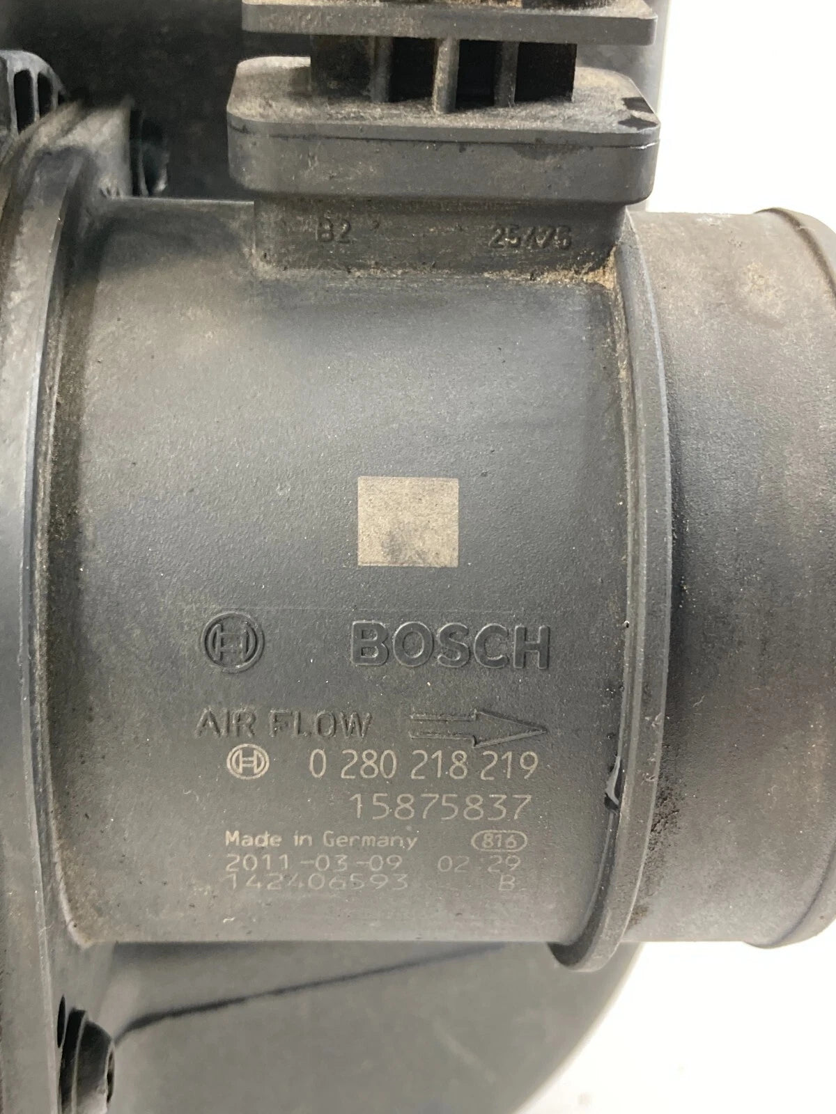 2009-2012 CHEVY TRAVERSE 3.6L AIR INTAKE CLEANER BOX FILTER BOX HOSE 15895603