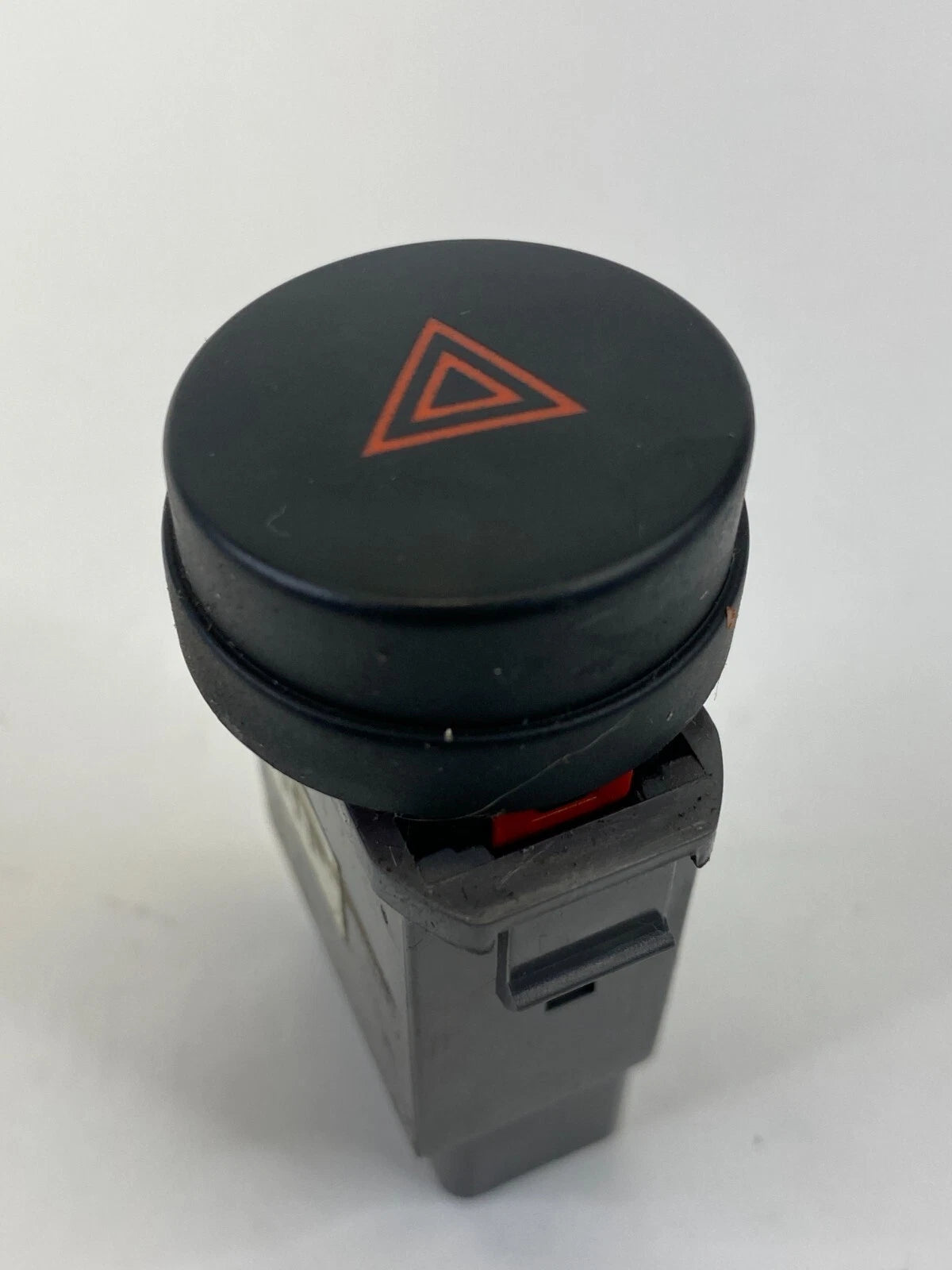 2009-2011 CHEVROLET AVEO5 EMERGENCY HAZARD LIGHT CONTROL BUTTON SWITCH OEM