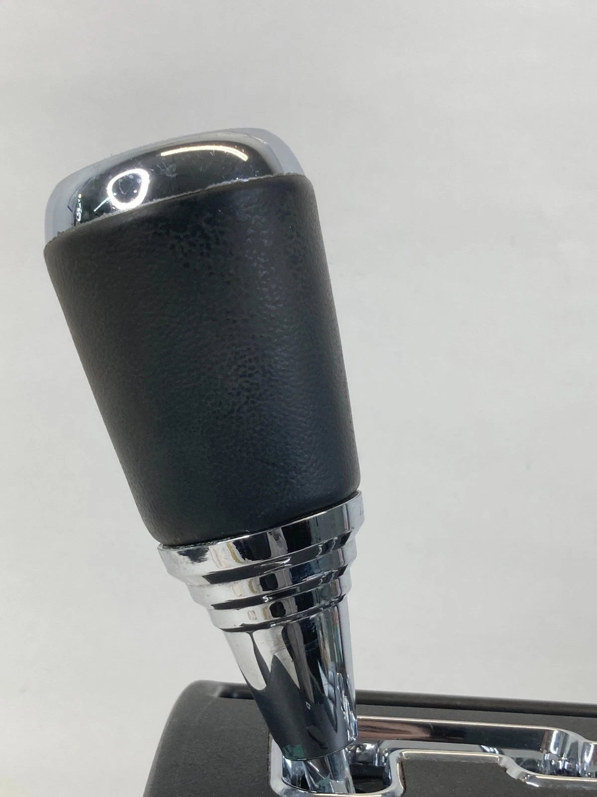 2008-2010 JEEP GRAND CHEROKEE AUTOMATIC 4WD GEAR SHIFTER LEVER SELECTOR OEM