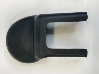 2011-2016 HYUNDAI ELANTRA FRONT RIGHT SEAT INNER TRACK END CAP COVER 88567-3X000