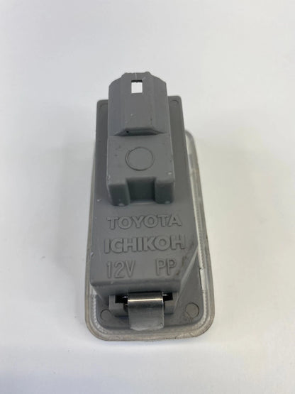 04 05 06 07 08 TOYOTA SOLARA FR RH FRONT RIGHT DOOR COURTESY LIGHT LAMP OEM