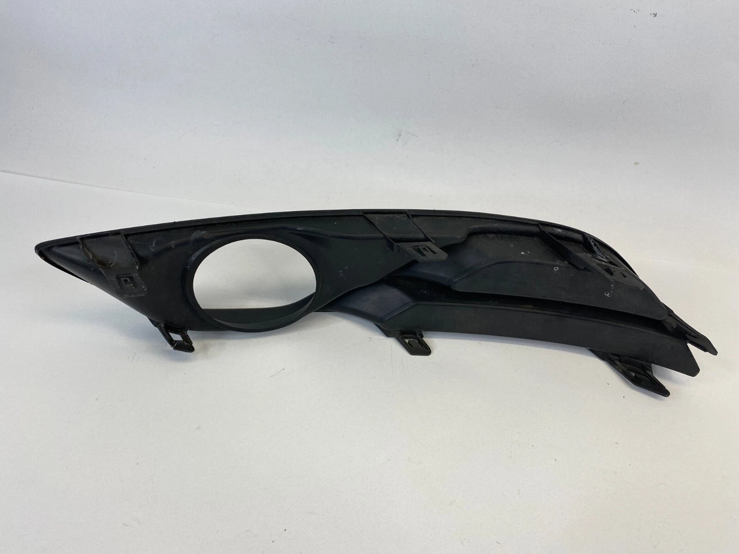 13-15 NISSAN SENTRA FRONT RIGHT SIDE FOG LIGHT LAMP BEZEL COVER TRIM 62256-3SH0A