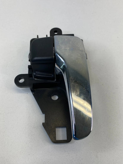 2007-2013 MITSUBISHI OUTLANDER REAR RIGHT SIDE INTERIOR DOOR HANDLE ASSEMBLY OEM