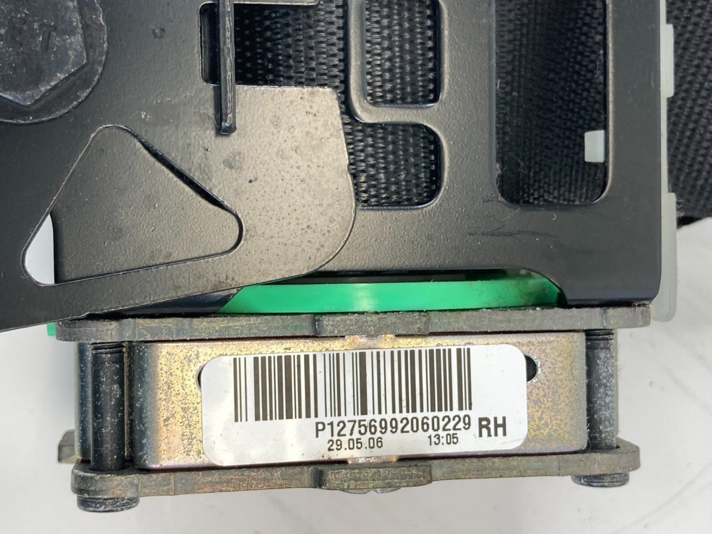 2003-2011 Saab 9-3 93 Sedan Front Right Passenger Seat Belt Retractor Assembly