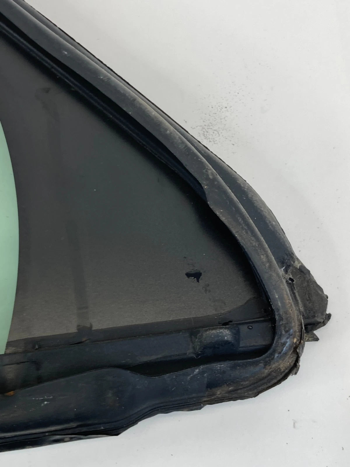 2005-2011 Cadillac STS Rear Right Passenger Door Quarter Window Glass OEM