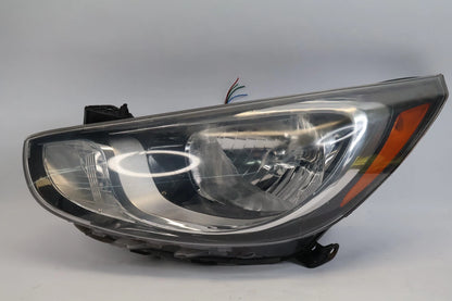2012-2014 HYUNDAI ACCENT FRONT LEFT DRIVER HEADLIGHT HEADLAMP HALOGEN 92101-1RXX