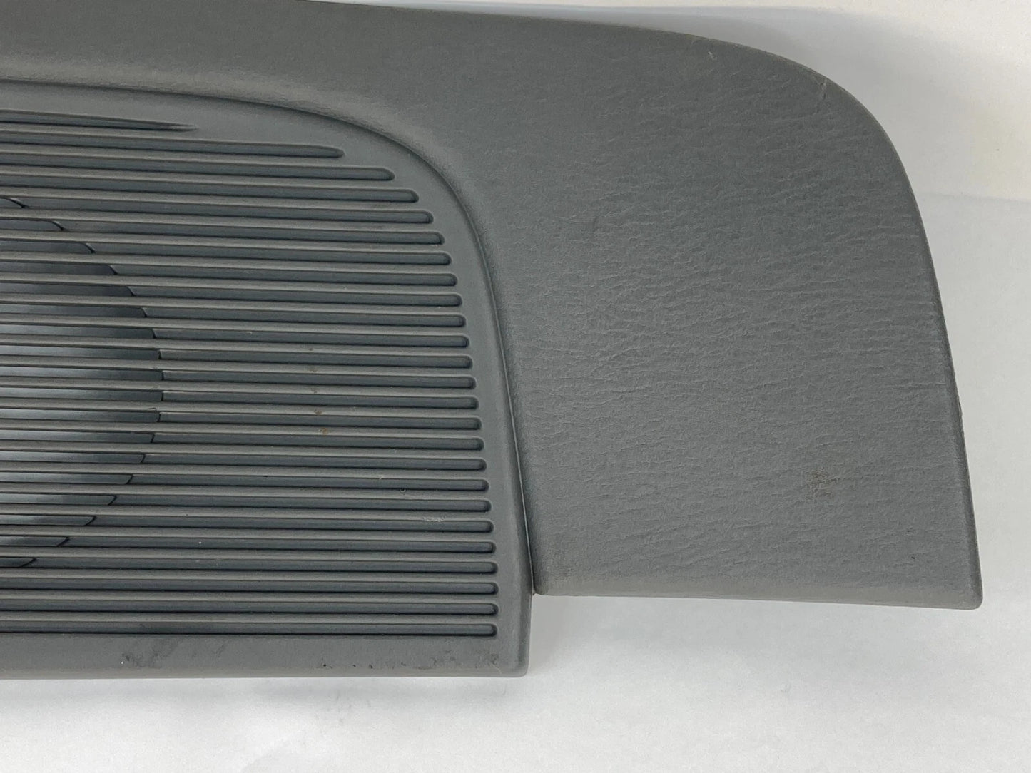 01-07 DODGE CARAVAN QUARTER PANEL LEFT SIDE INNER SPEAKER TRIM 0SK71TRMAA OEM