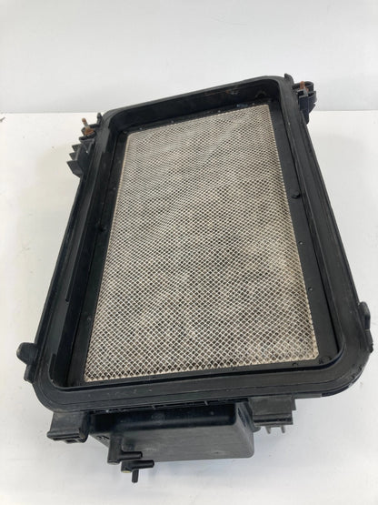 2005 2006 TOYOTA SIENNA 3.3L AIR CLEANER FILTER BOX UPPER COVER 17705-0A190 OEM