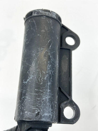 2003-2008 TOYOTA COROLLA GLOVE BOX DOOR DAMPER STOPPER CHECK STRAP SUPPORT OEM