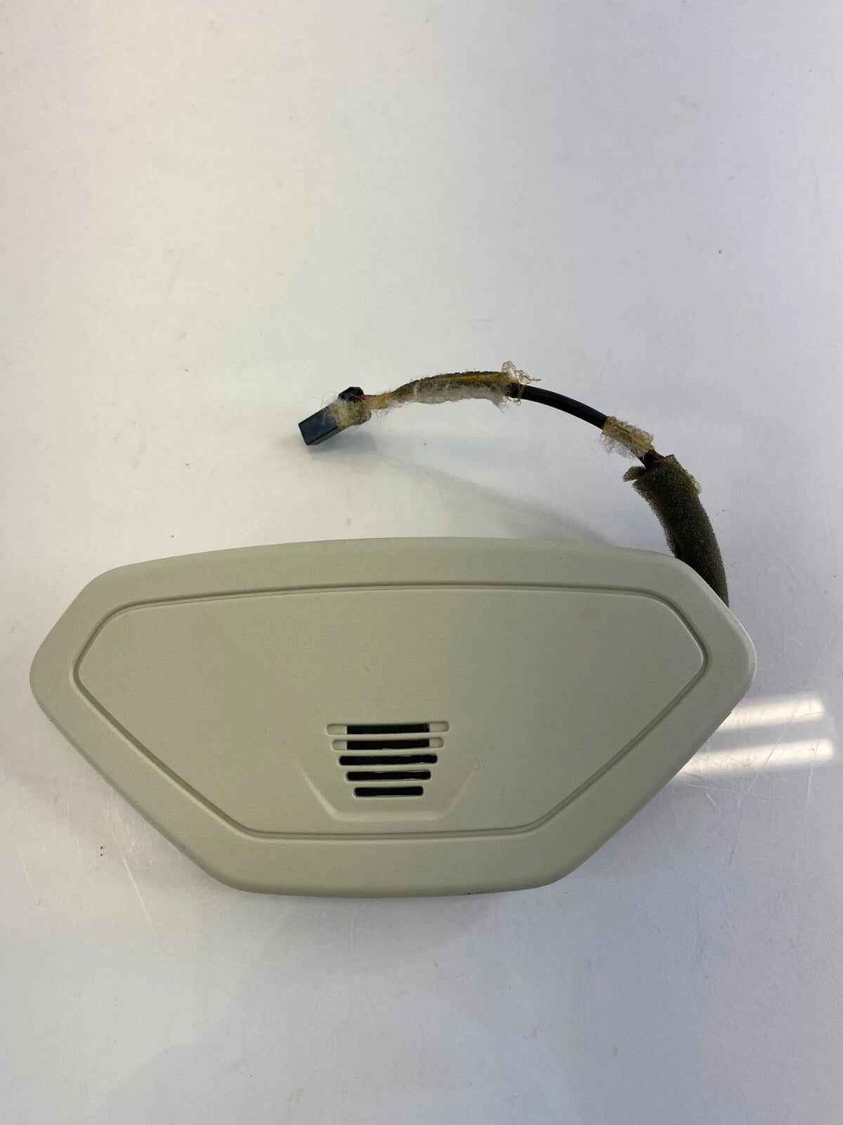 2012-2018 FORD FOCUS SEDAN OVERHEAD HANDS FREE MICROPHONE COVER 156226310 OEM