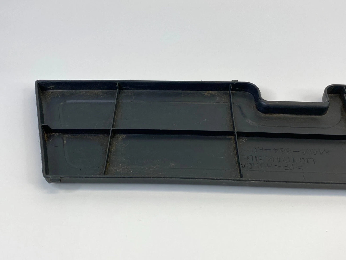 98-02 HONDA ACCORD COUPE TRUNK JACK LID COVER PANEL MOLDING TRIM 84606-S84-A010