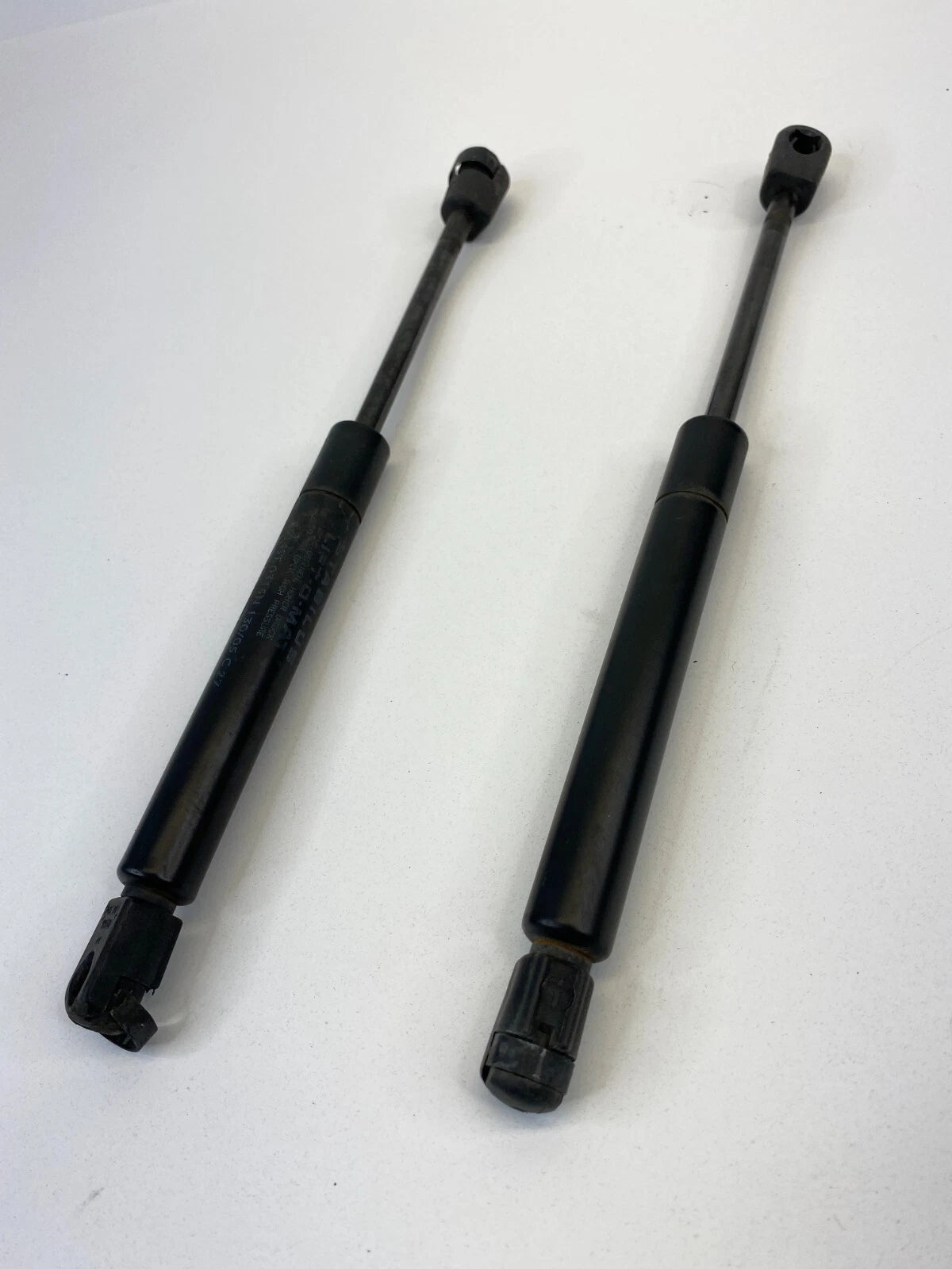 2004-2009 MITSUBISHI GALANT REAR TRUNK LIFTGATE SUPPORT SHOCK STRUTS PAIR LH RH