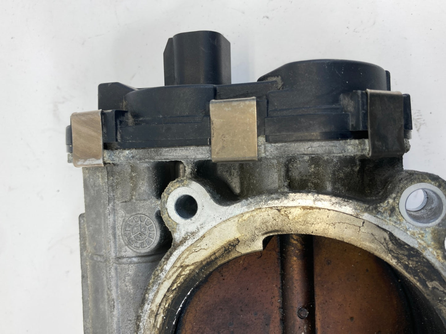 2007 2008 GMC Yukon Chevrolet Tahoe 5.3L 16V 4WD AT Throttle Body Throttle Valve