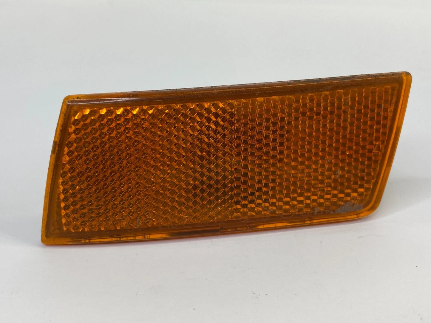 2005-2010 CHRYSLER 300 FRONT LEFT DRIVER BUMPER SIDE MARKER LIGHT LAMP ASSY OEM