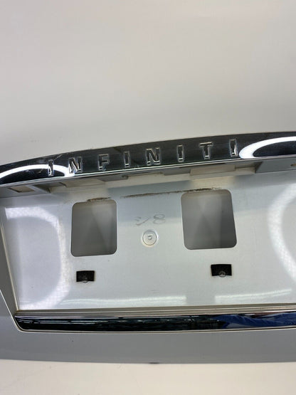 2006 2007 Infiniti M35 Rear Trunk Lid License Light Plate Finish Panel Molding