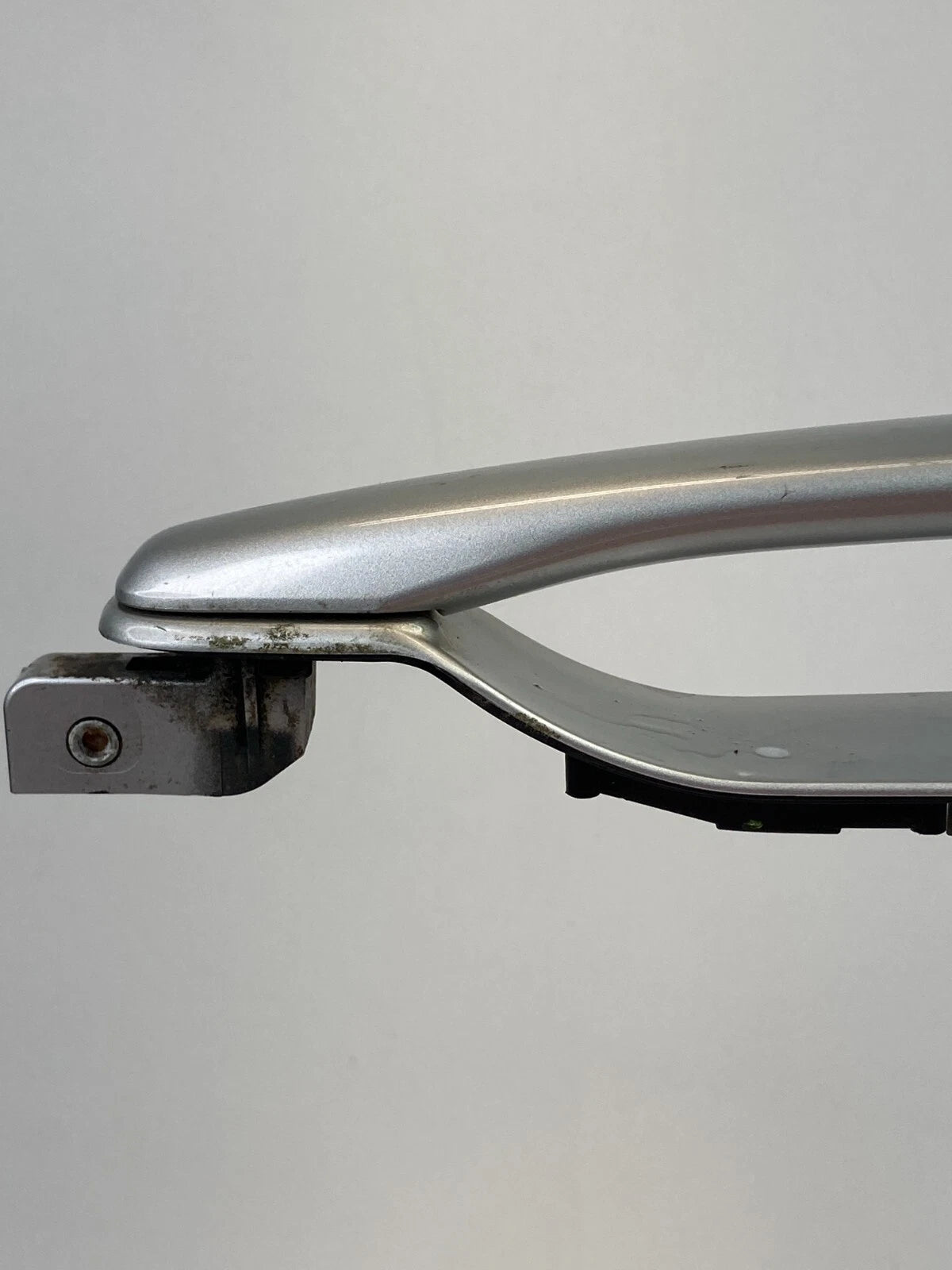2004-2012 MITSUBISHI GALANT REAR LEFT DOOR EXTERIOR DOOR HANDLE ASSEMBLY OEM