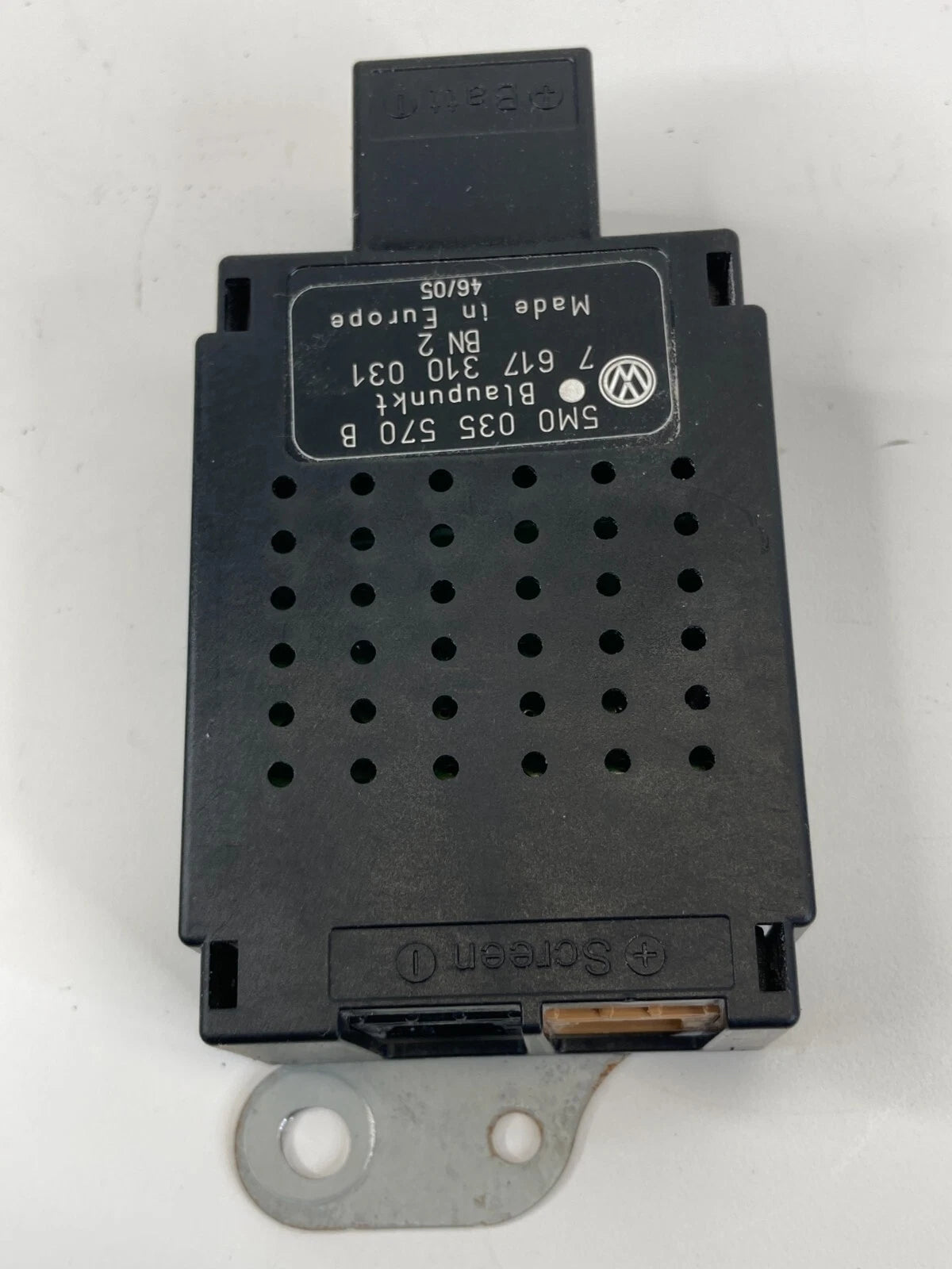 06-14 VOLKSWAGEN GTI 2.0L ANTENNA AMPLIFIER CONTROL MODULE 5M0-035-570-B OEM