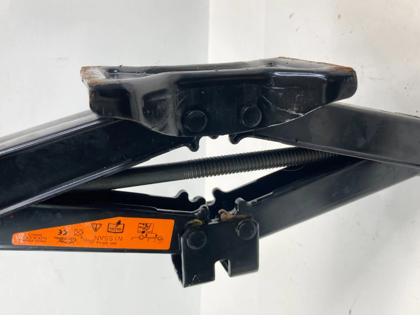 2007-2012 NISSAN SENTRA SPARE TIRE JACK & TOOLS KIT ASSEMBLY 99550ET000 OEM