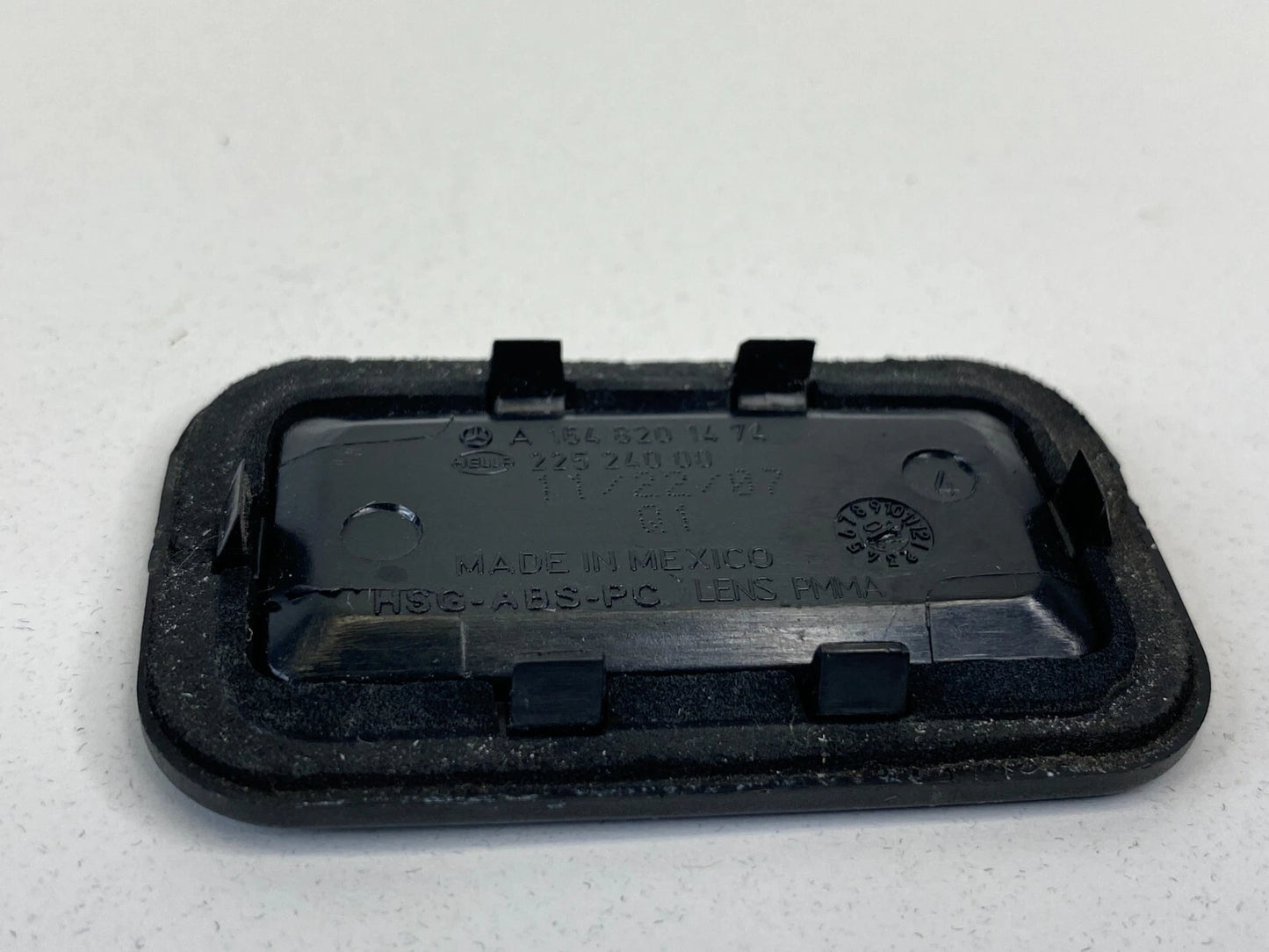 06-12 MERCEDES-BENZ R350 INTERIOR DOOR WARNING REFLECTOR PANEL COVER A1648201474