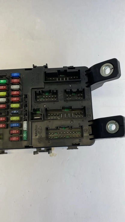 2006-2011 06-11 HYUNDAI ACCENT DASH CABIN FUSE BOX RELAY JUNCTION 919501G040 OEM