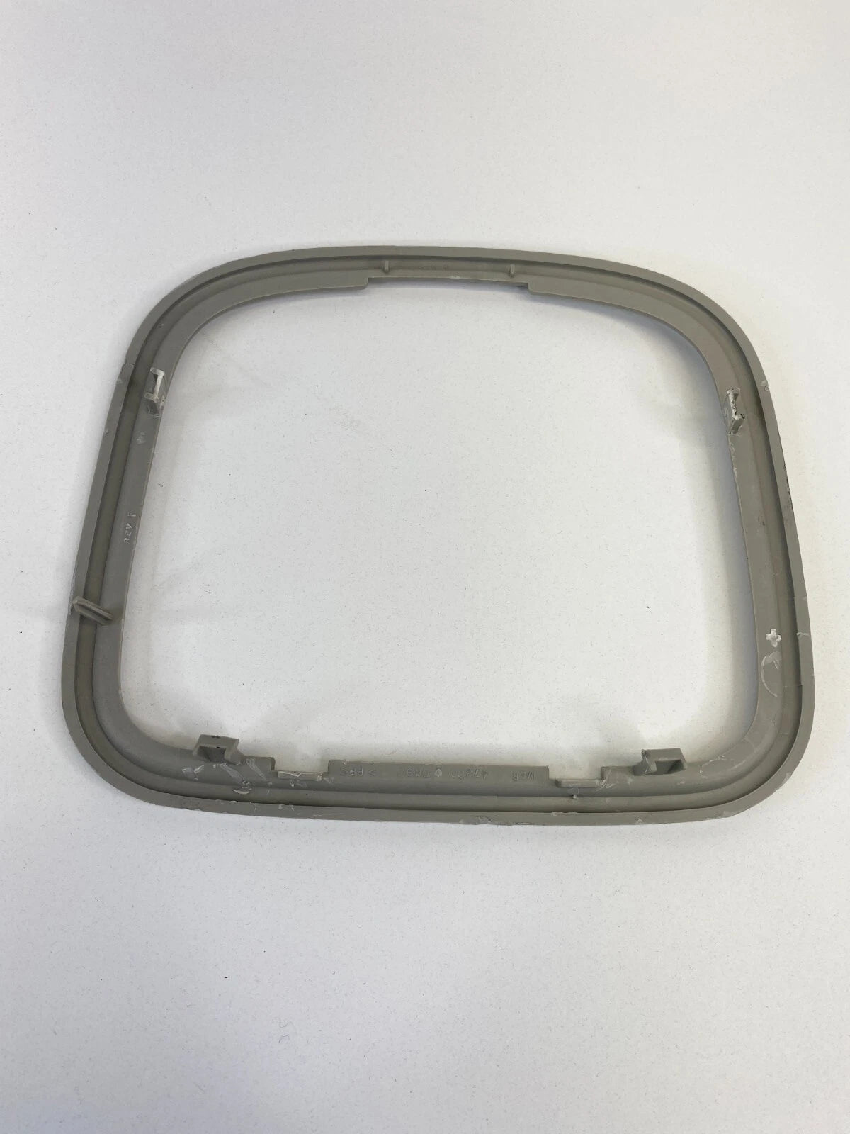2008-2012 CHEVROLET MALIBU READING MAP LAMP BEZEL COVER SURROUND 47200 0890 OEM