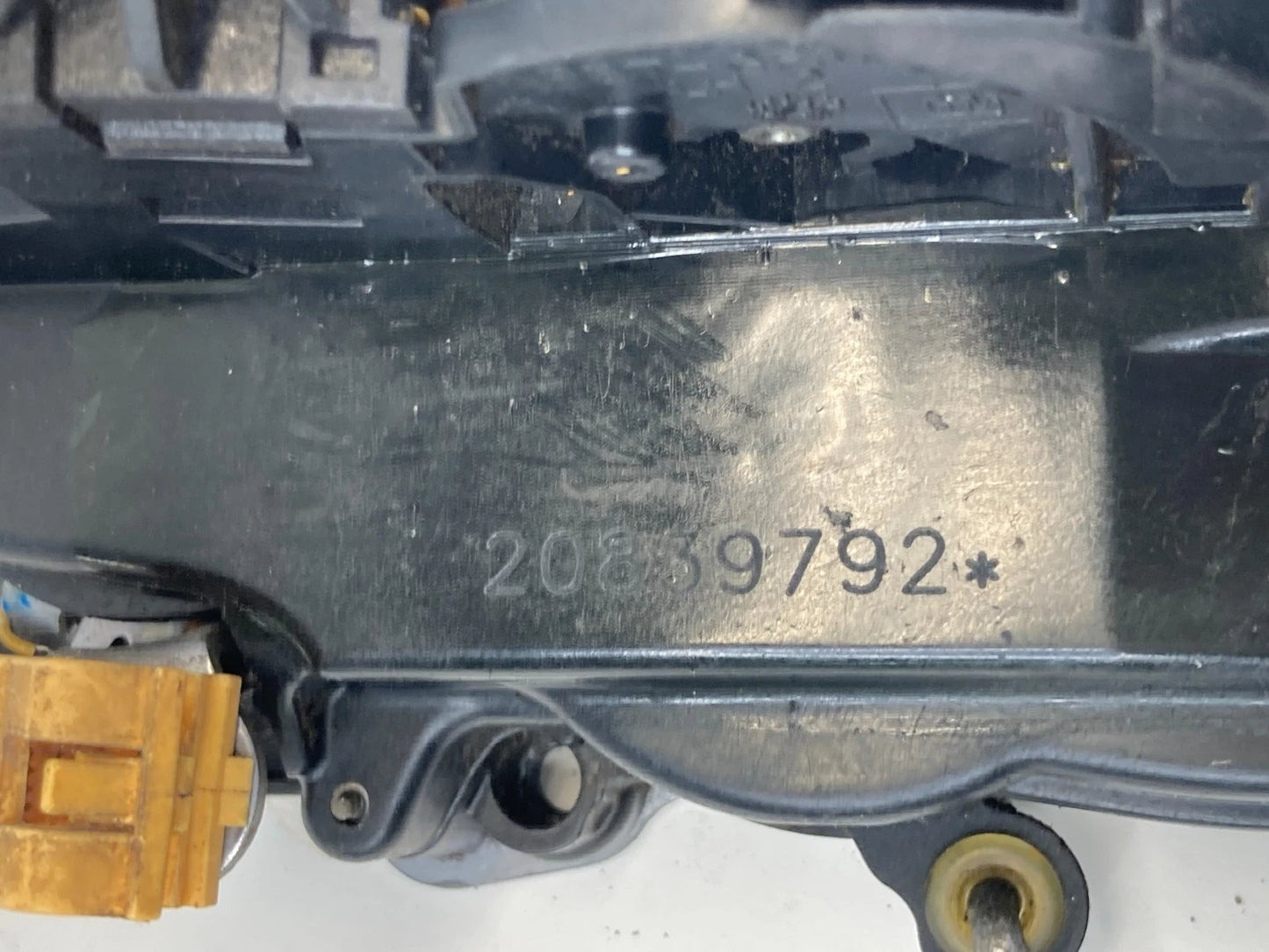 09-16 GMC ACADIA 08-17 TRAVERSE FRONT LEFT DOOR LOCK LATCH ACTUATOR 20839792 OEM
