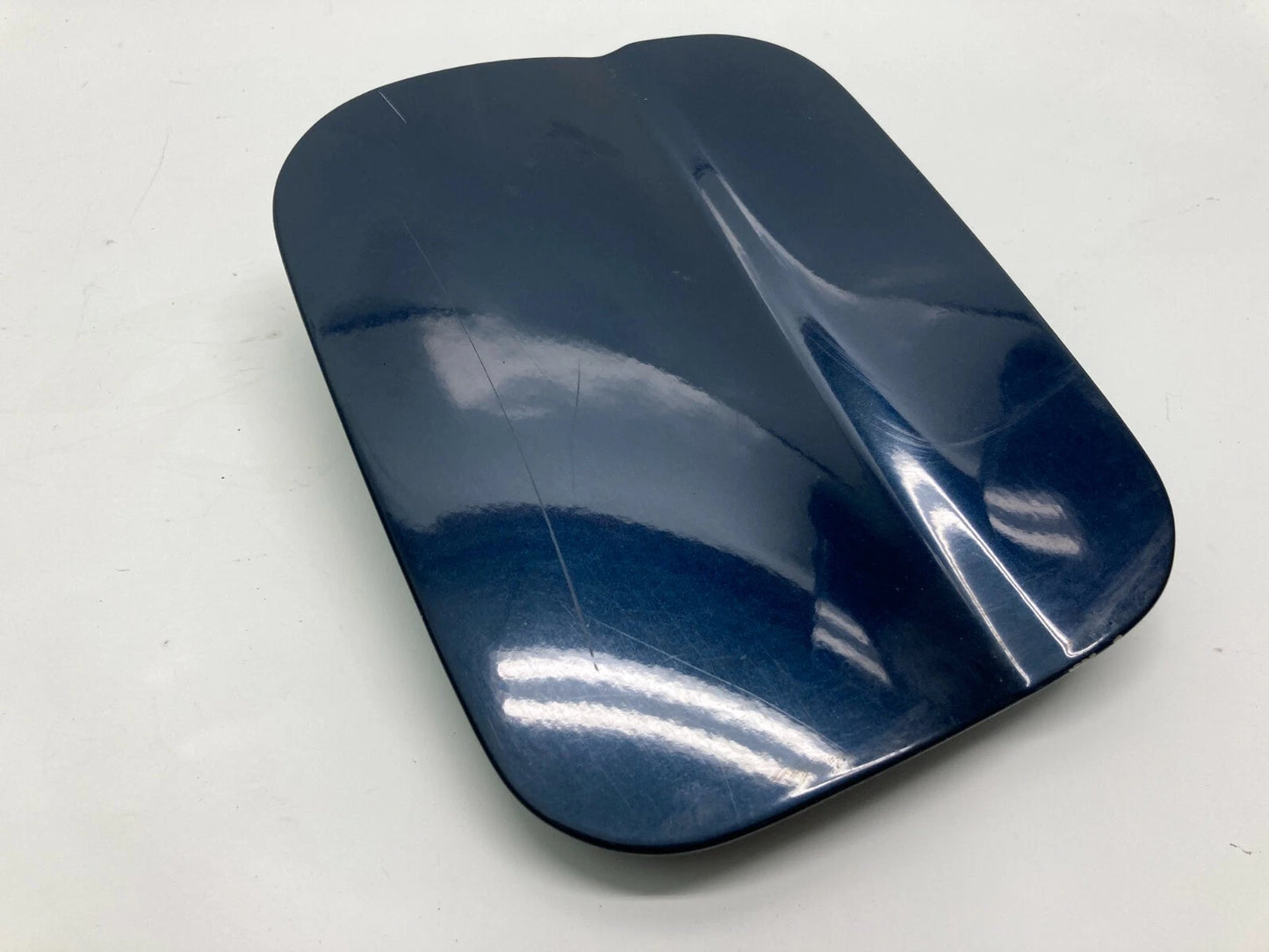 2010-2014 10-14 SUBARU LEGACY SEDAN 4-DR FUEL FILLER DOOR GAS TANK LID COVER OEM