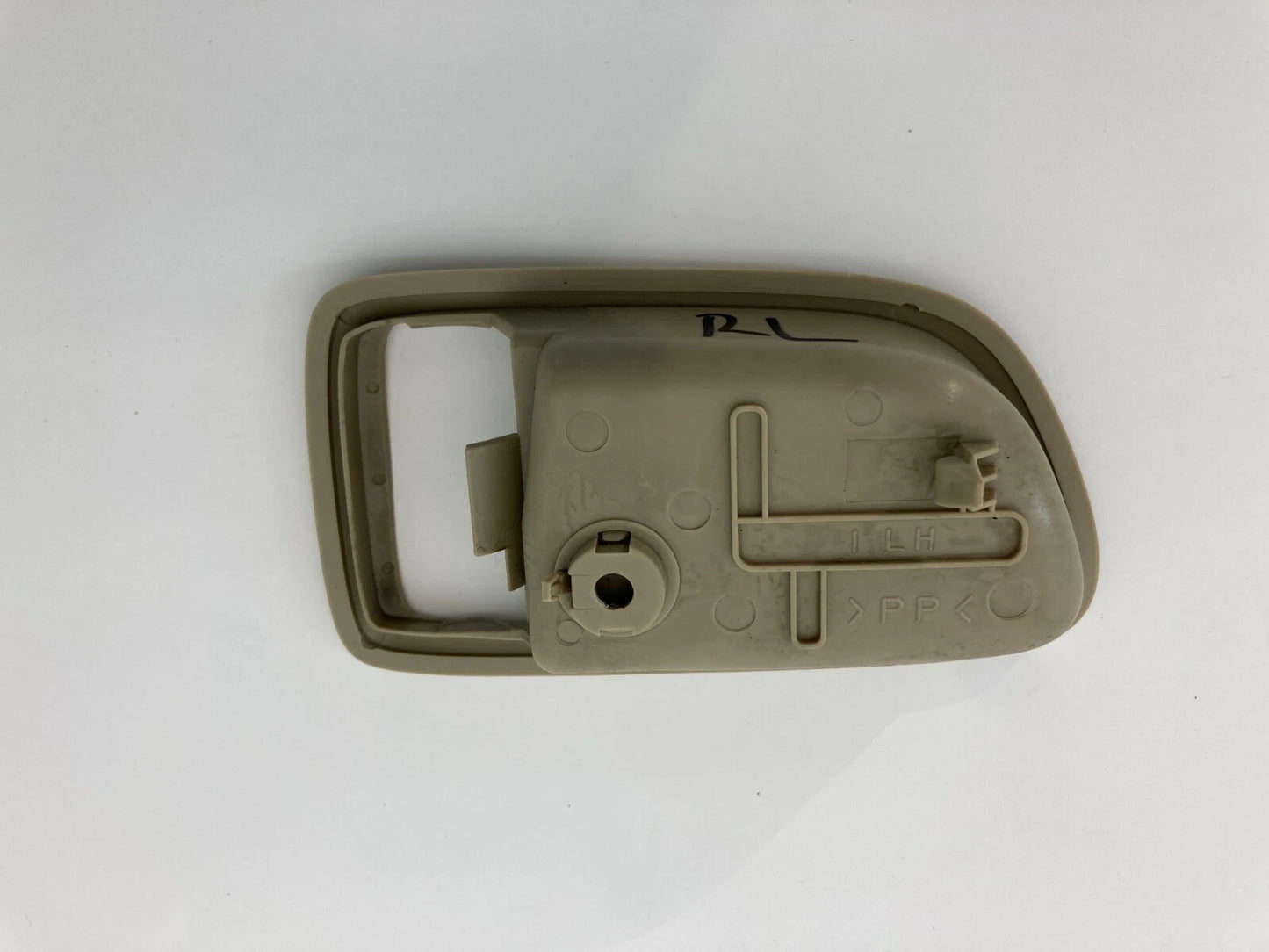 04-09 MAZDA 3 MAZDA3 SEDAN REAR LEFT SIDE INNER DOOR HANDLE BEZEL TRIM COVER OEM