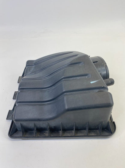 2001-2007 Chrysler Town & Country 3.3L Air Intake Cleaner Box Cover OEM