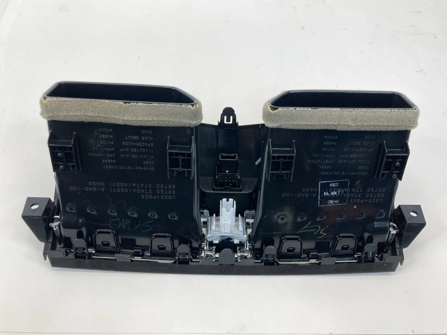 2013-2015 NISSAN ALTIMA DASH CENTER A/C AIR VENT GRILLE TRIM PANEL 687503TA0A