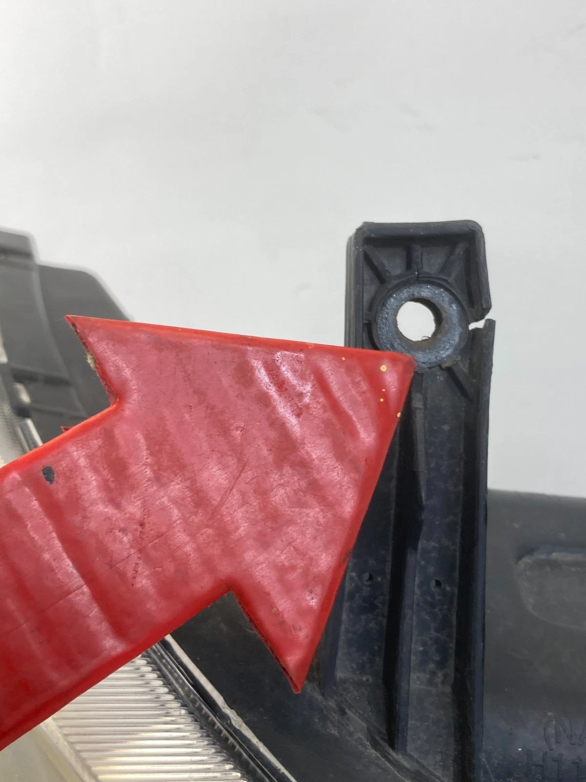 2007-2012 KIA SEDONA LEFT LH FRONT HEADLIGHT LAMP ASSEMBLY PART OEM 92101-4DOXX