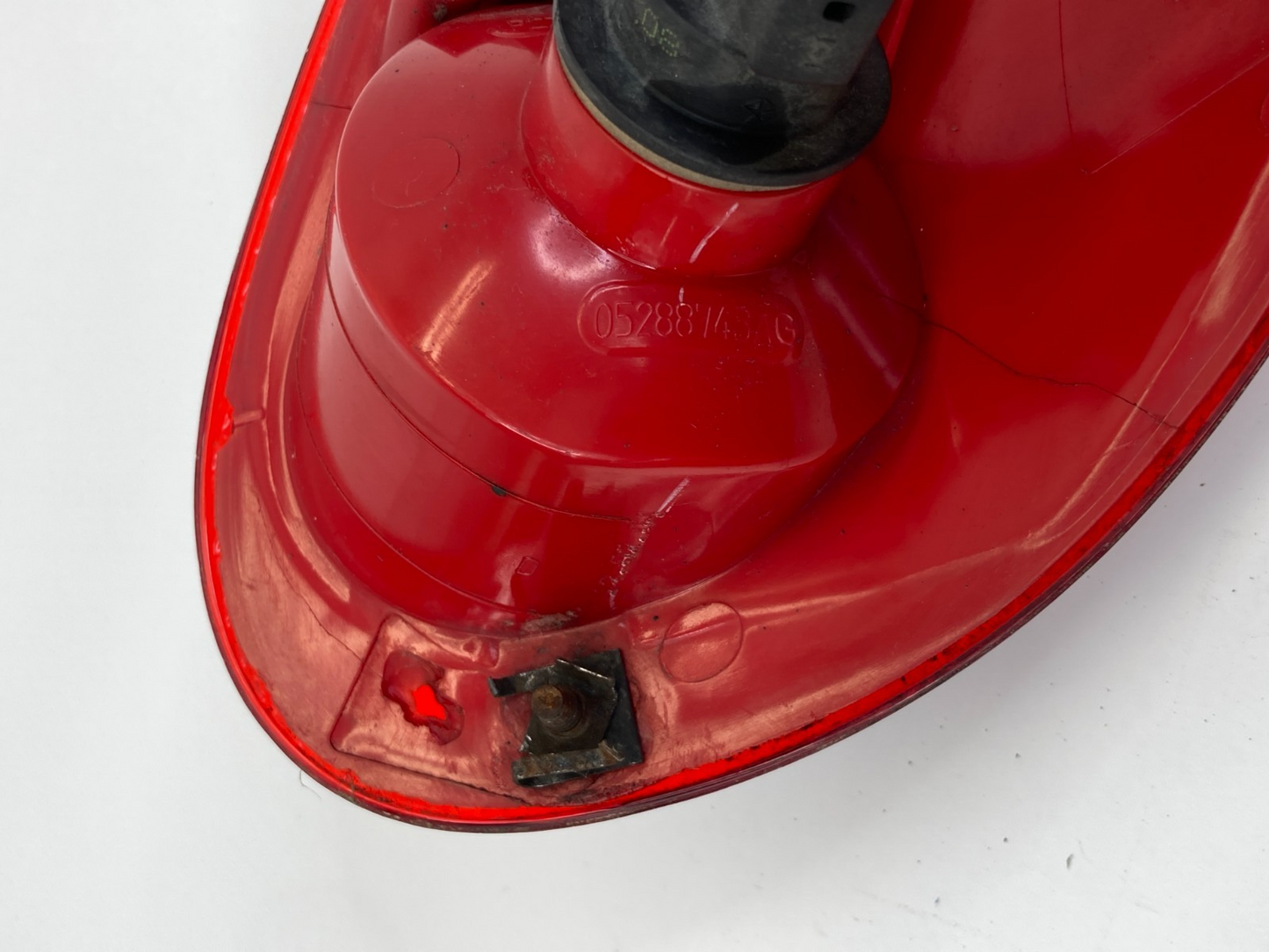 01-05 Chrysler PT Cruiser Rear Left Side Tail Light Taillight Lamp 05288743AG