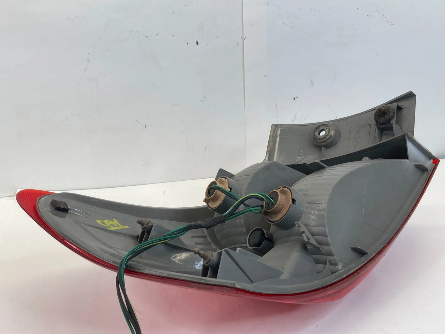 14 15 NISSAN ROGUE SELECT RIGHT PASSENGER OUTER TAIL LIGHT TAILLIGHT LAMP OEM