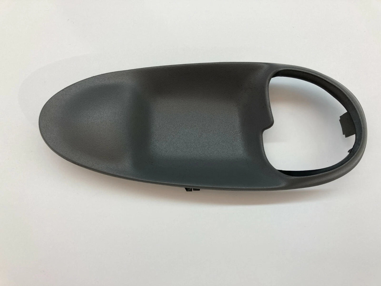 2000-2005 BUICK LESABRE REAR LEFT SIDE INNER DOOR HANDLE BEZEL TRIM OEM