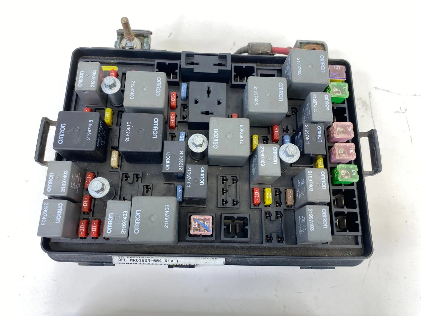 2008 CHEVROLET HHR 2.2L FWD ENGINE FUSE RELAY BOX FUSEBOX 25920143 OEM