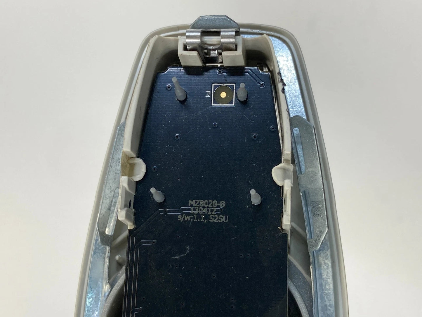 2013-2018 FORD C-MAX ENERGI REAR OVERHEAD ROOF READING COMFORT LIGHT OEM FACTORY