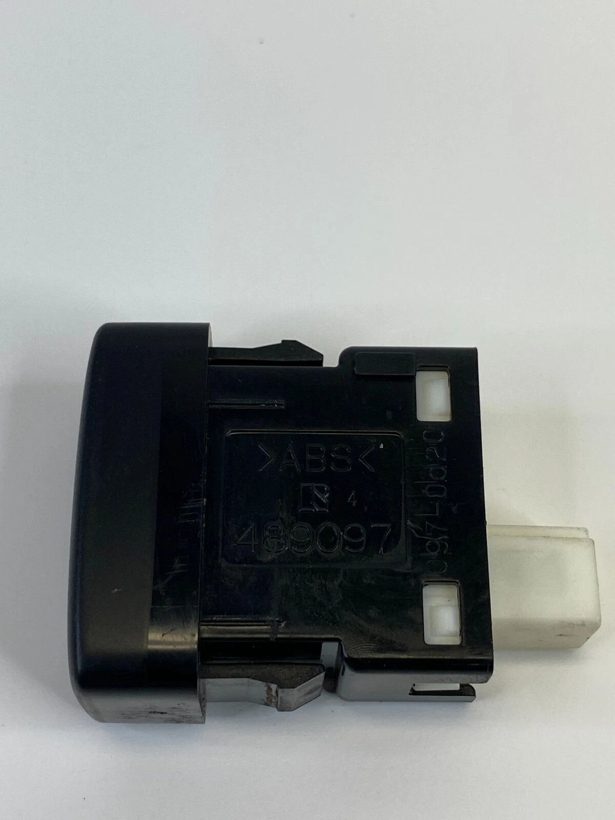 01-07 TOYOTA HIGHLANDER DASH SECURITY ALARM INDICATOR WARNING LAMP SWITCH OEM