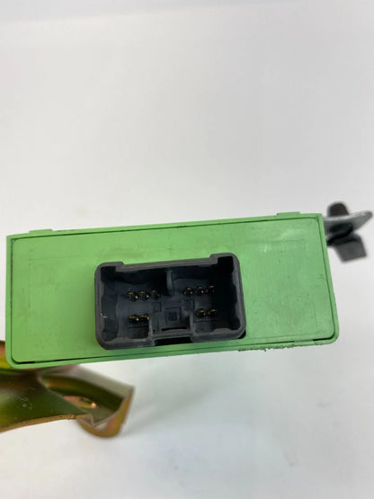 1998-2005 LEXUS GS300 RELAY RUNNING LIGHT CONTROL MODULE UNIT 82642-33020 OEM