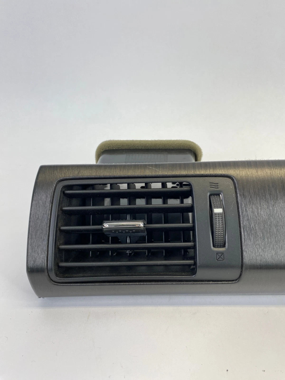 2013-2015 HONDA ACCORD DASH AC VENT BEZEL TRIM GRILLE LH DRIVER SIDE 77620-T2FA0