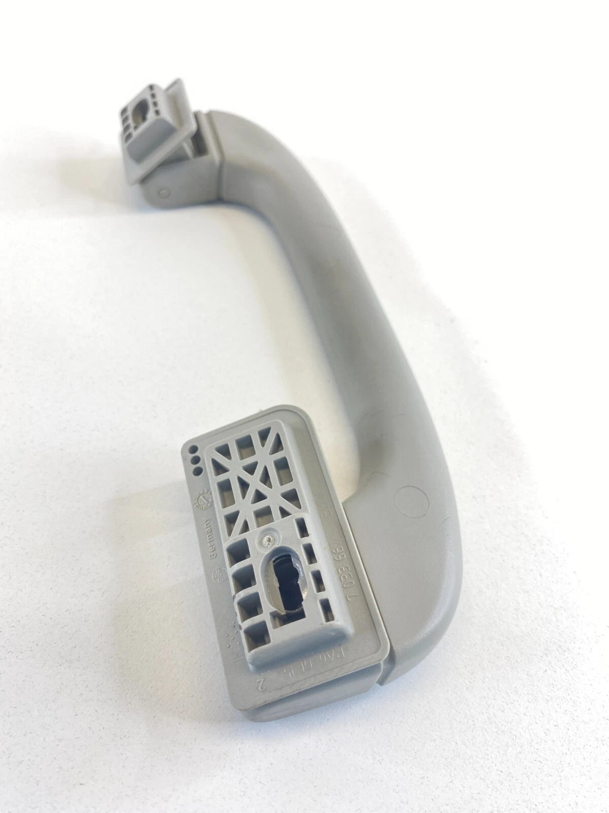 2004-2007 BMW 530I 525I REAR RIGHT SIDE INNER ROOF GRAB GRIP HANDLE OEM