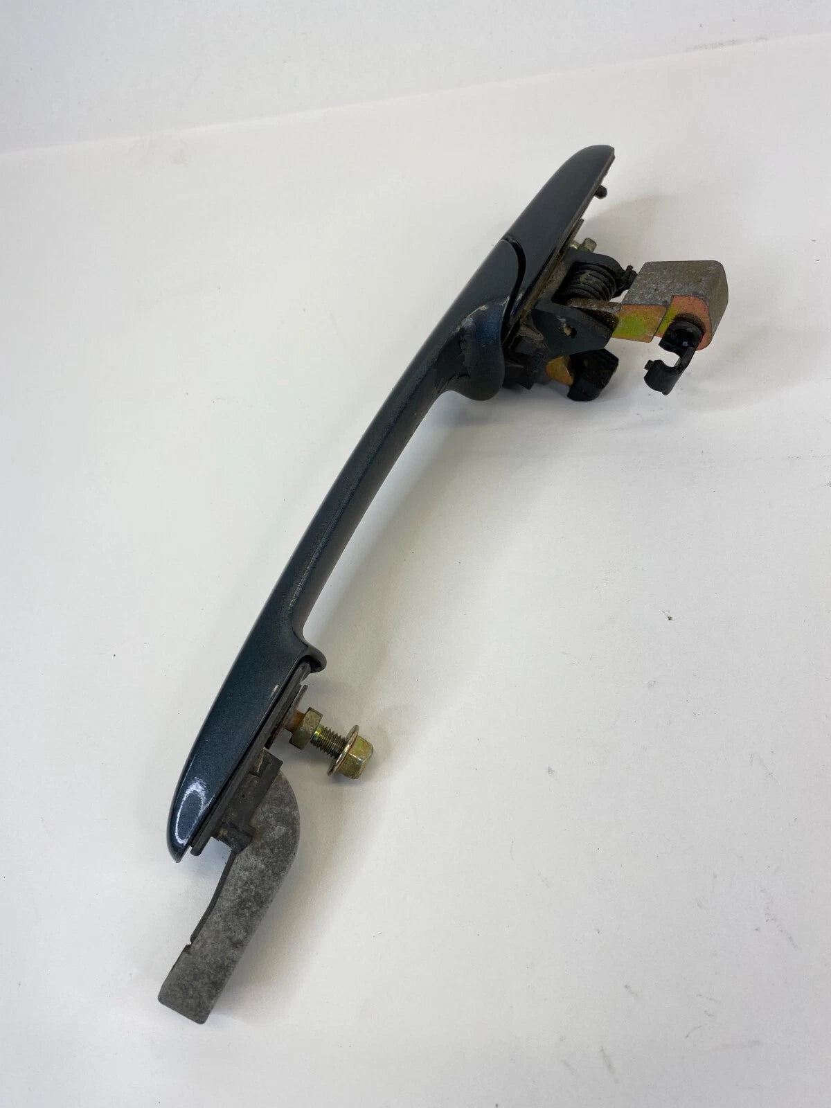 2003-2005 MAZDA6 MAZDA 6 FRONT RIGHT SIDE EXTERIOR DOOR HANDLE ASSEMBLY RH OEM