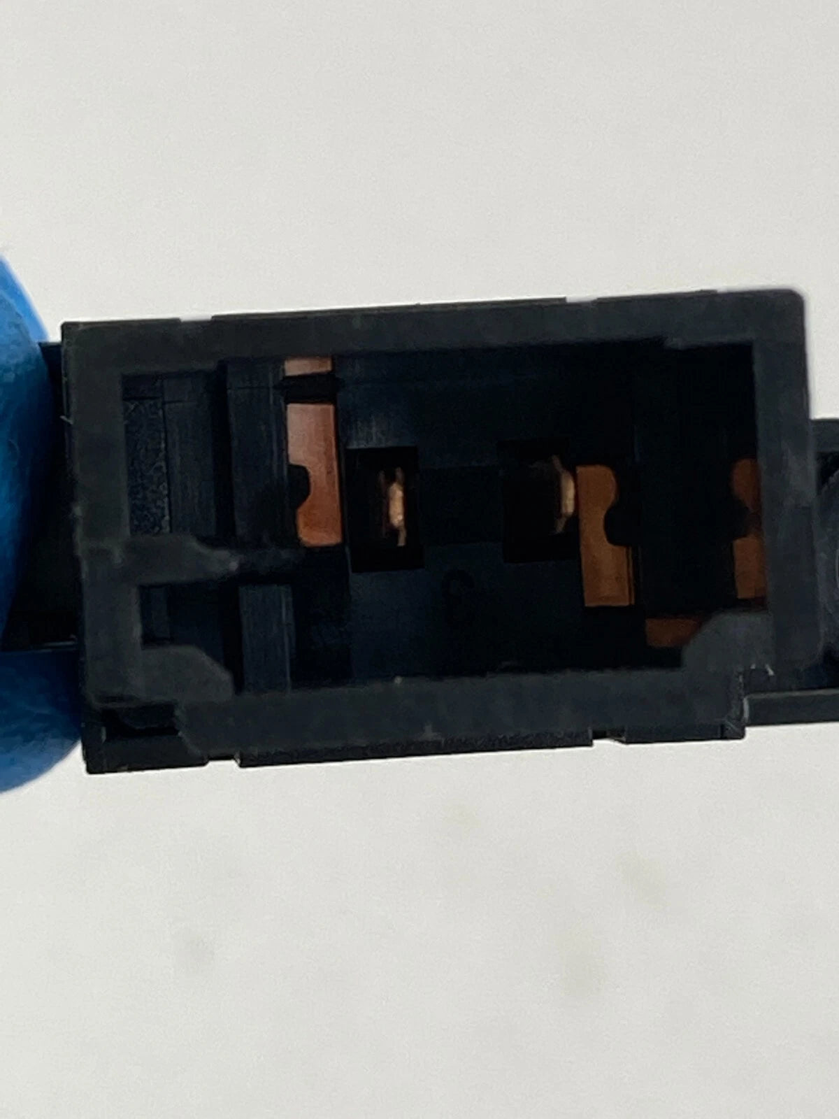 2005 2006 2007 05 06 07 KIA SPORTAGE TRIP CONTROL SWITCH BUTTON OEM